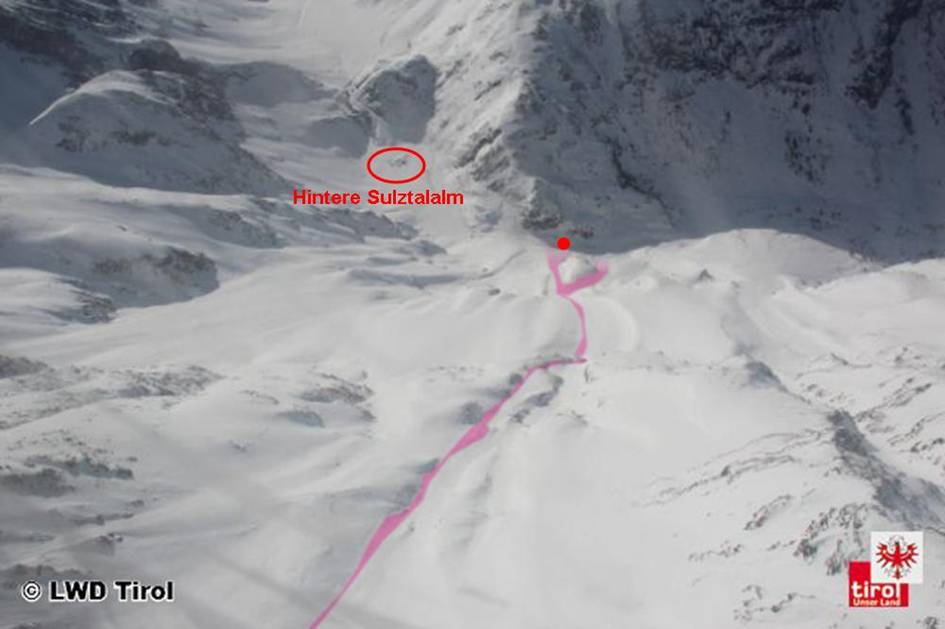 Tödlicher Lawinenunfall unterhalb der Hinteren Sulztalalm (Stubaier Alpen)