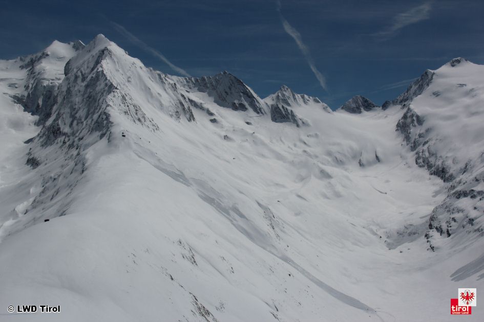 Tödlicher Lawinenunfall unterhalb des Mutsattels, Rotmoostal, Ötztaler Alpen