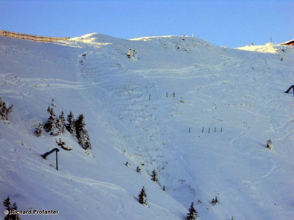 Vorsicht vor frischem Triebschnee, speziell in schattigen, sehr steilen Hängen
