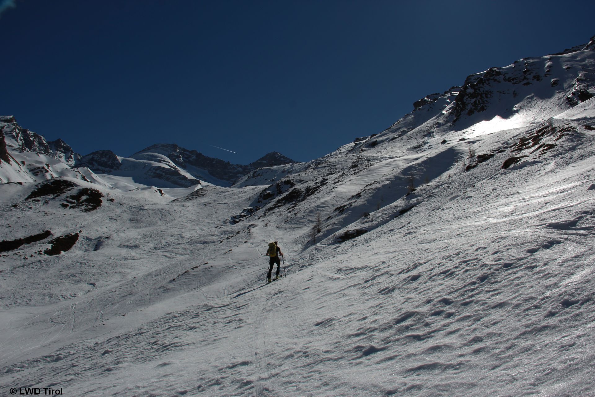 Hinweis auf weitere alpine Gefahren – (neben der Lawinengefahr)
