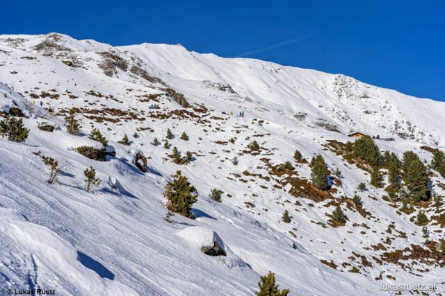 Ein ähnliches Bild in den Nördlichen Stubaier Alpen (Foto: 01.01.2022)