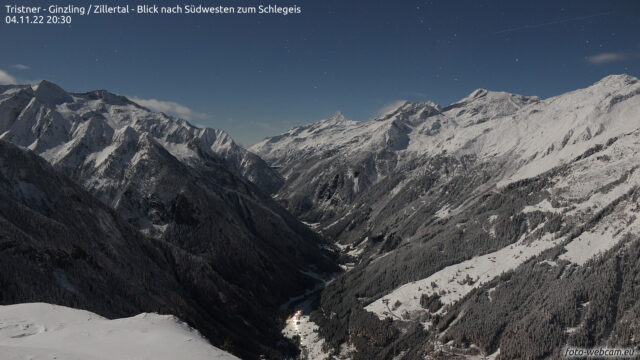 Nördliche Zillertaler Alpen nach Eintreffen der Kaltfront - wohl nur ein kurzer winterlicher Eindruck