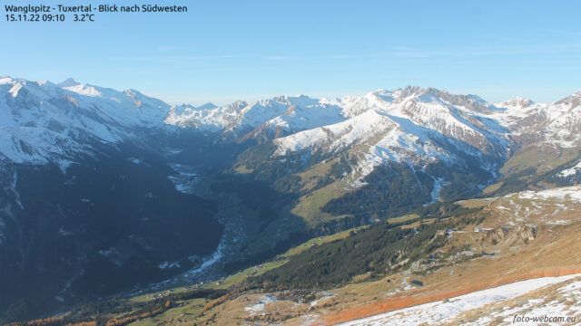 Blick ins Tuxertal, einem der bisher schneereichsten Gebiete Tirols. Foto vom 15.11.2022