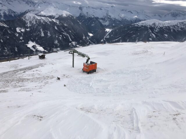 Kleines Schneebrett. Bergeralm. Stubaier Alpen (Foto: 03.12.2022) (c) Martin Mühlegger