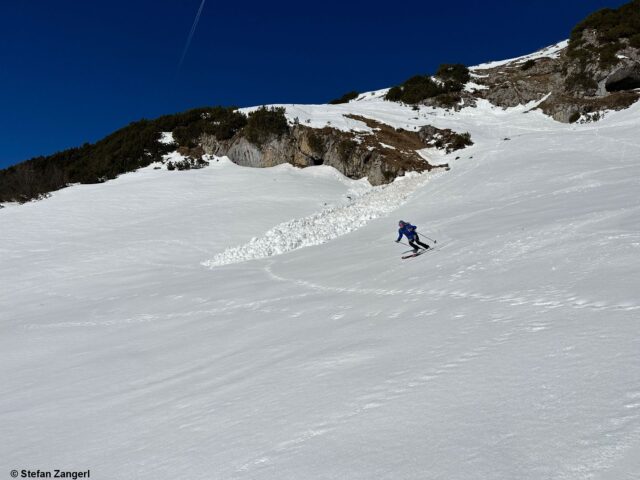 Firnabfahrt in den  Östlichen Lechtaler Alpen (Foto: 15.02.2023)