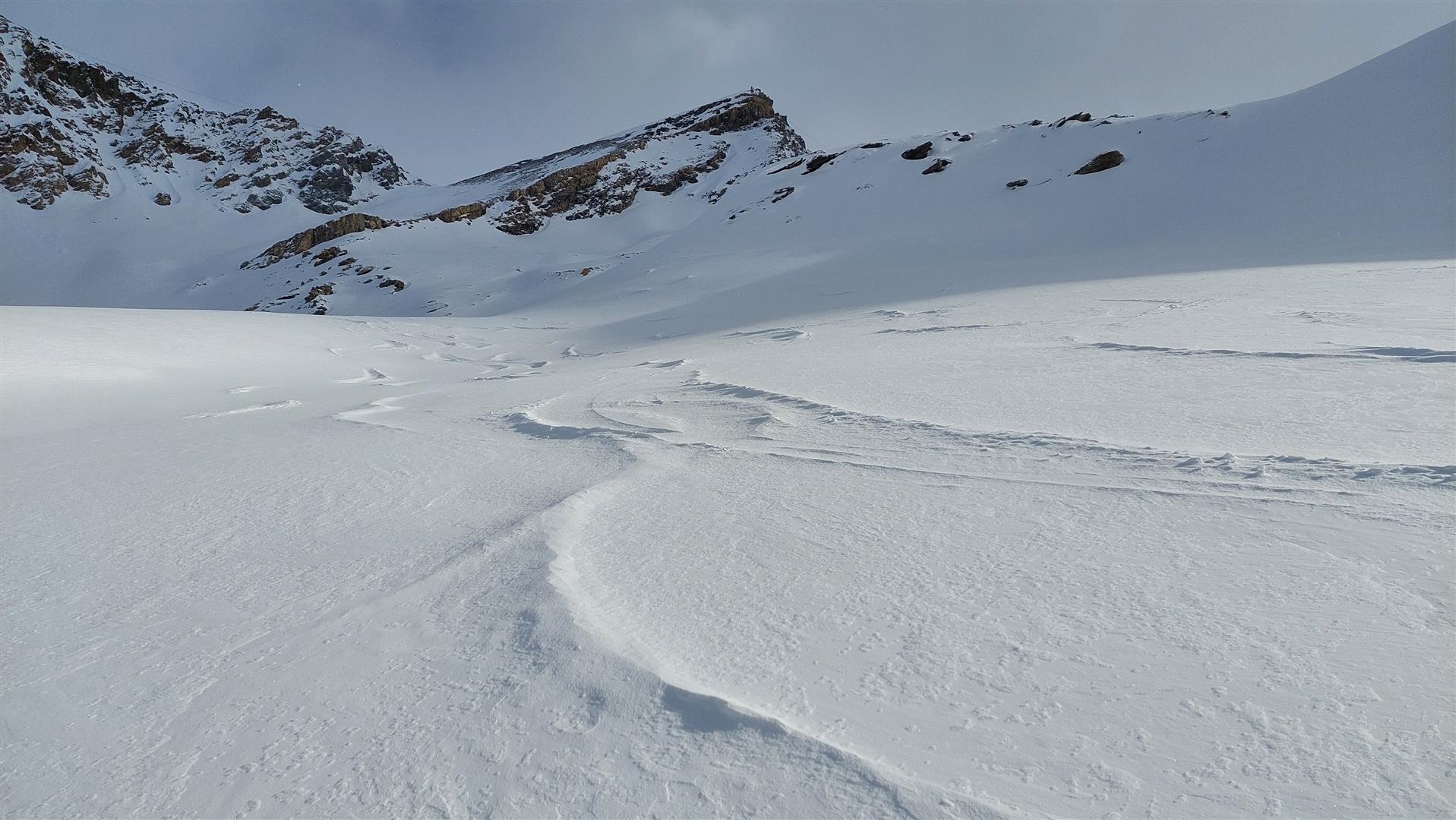 Leicht auszulösender Triebschnee, aber auch viel Pulverschnee