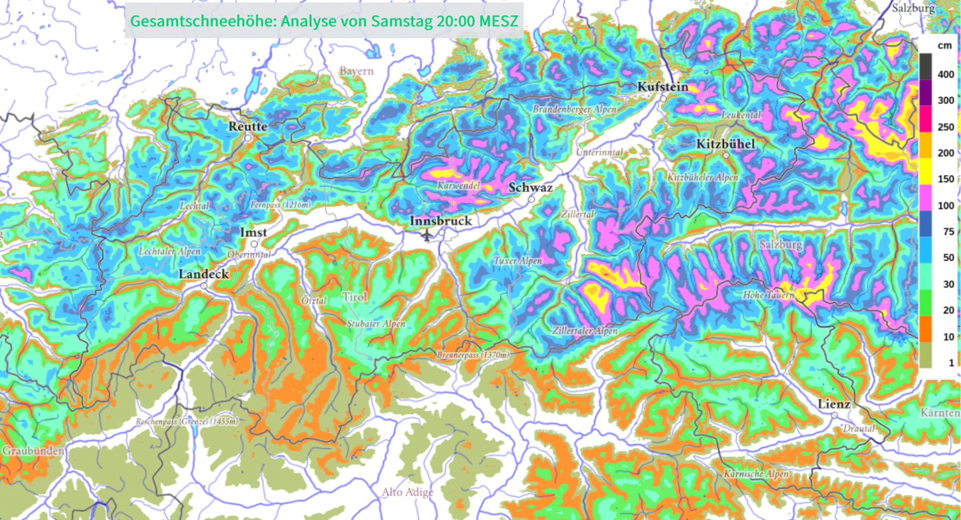 Die Gesamtschneehöhenkarte zeigt derzeit grob die Neuschneesummen inkl. Setzung der vergangenen 72h (da der Schnee auf aperen Boden gefallen war). Analog zu den gemessenen Niederschlagssummen im Tal kann man auch auf den Bergen davon ausgehen, dass es zum Teil mehr als 150cm geschneit hat.