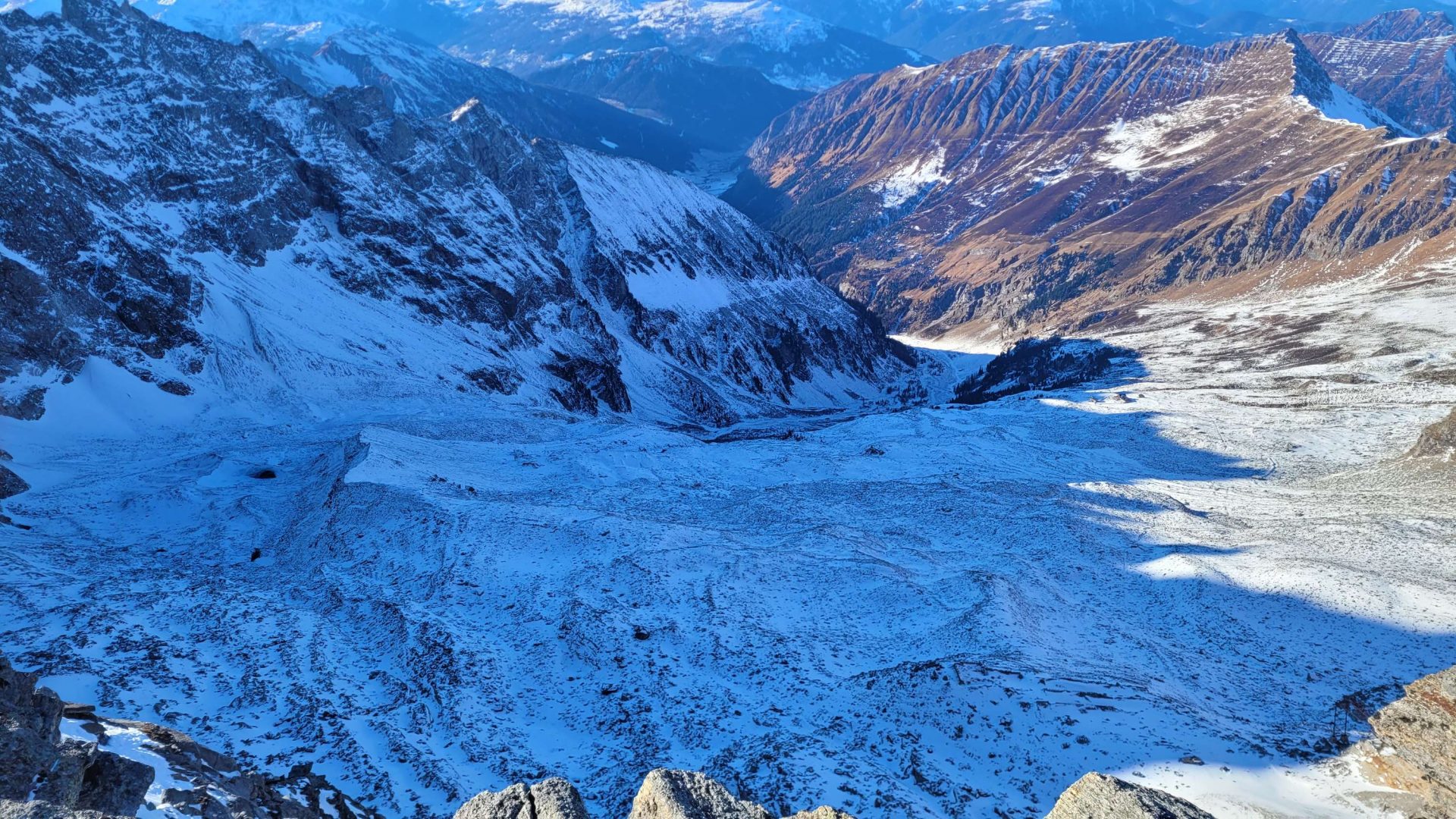 Unterwegs im Valsertal. (© Felix Erlacher, 01.12.2024)