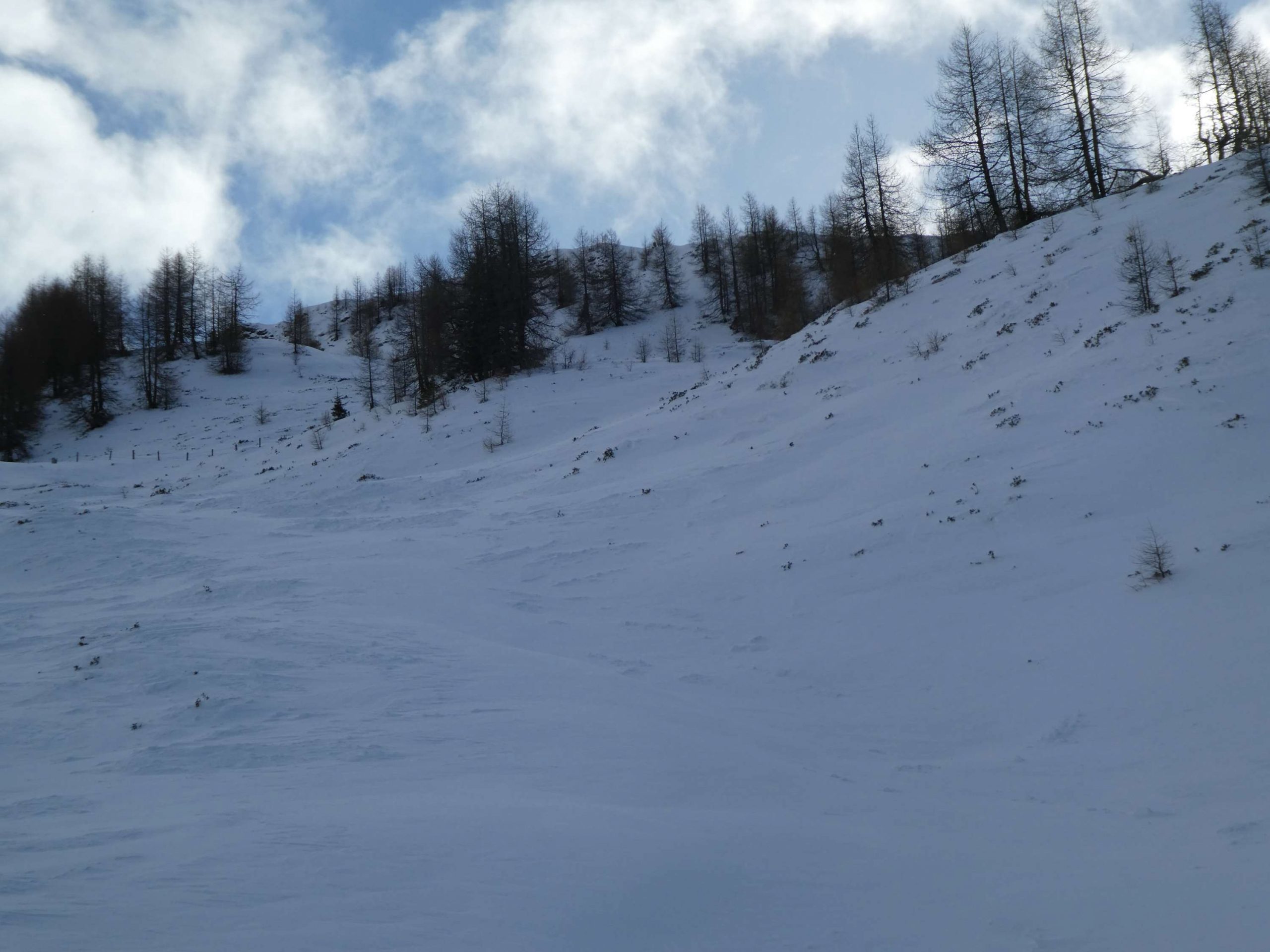 Weiterhin wenig Schnee / Abnahme der Gefahrenstellen
