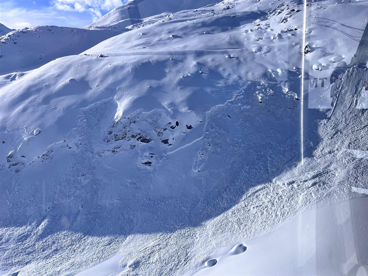 Erfolgreiche Lawinensprengung im Skigebiet Sölden (© Tobias Holzknecht, 29.01.2025)