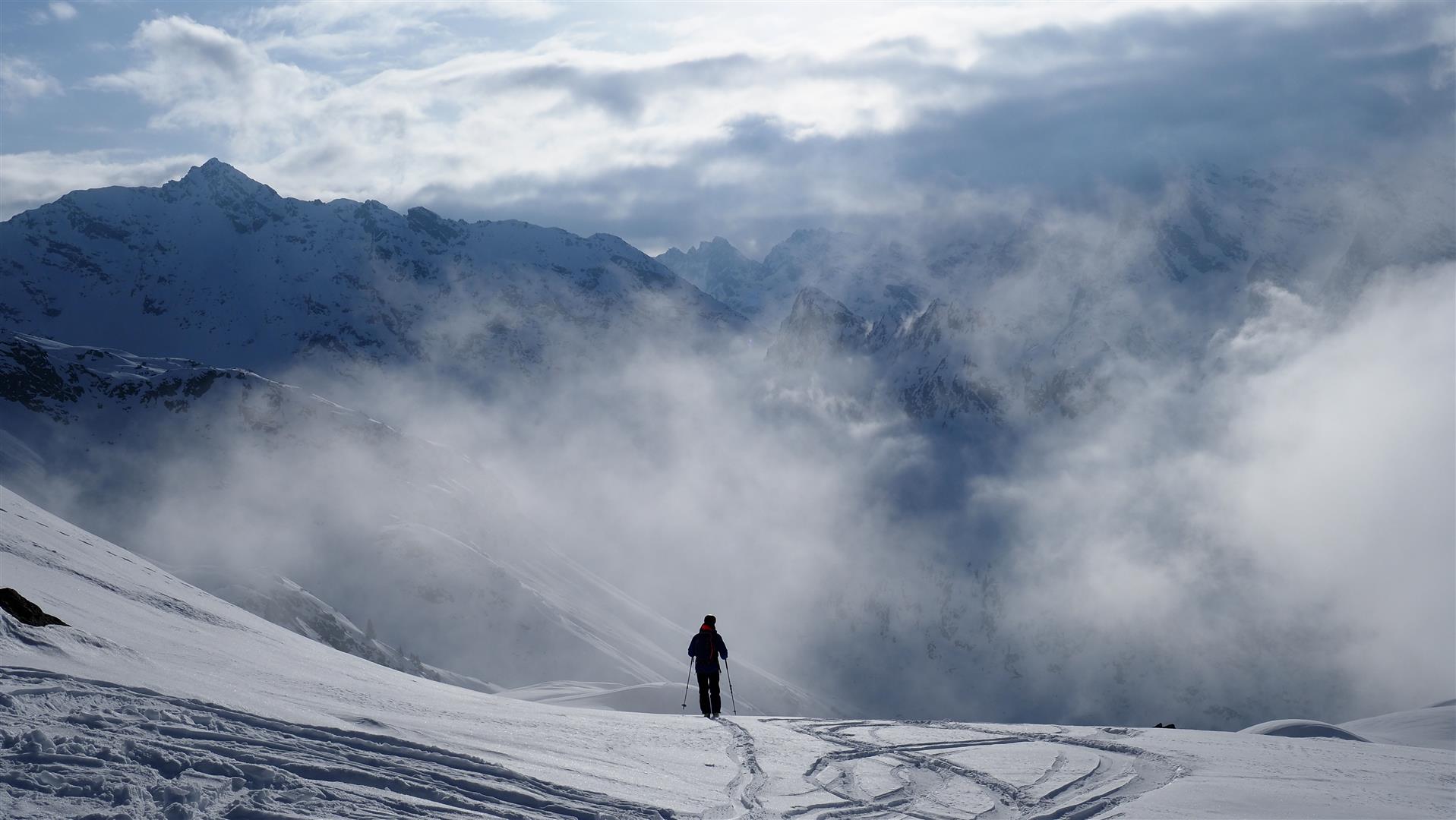 Typisch für die vergangene Woche: Sonne, Wolken, hie und da gebietsweise etwas Niederschlag. Silvretta (© LWD Tirol, 23.02.2025)