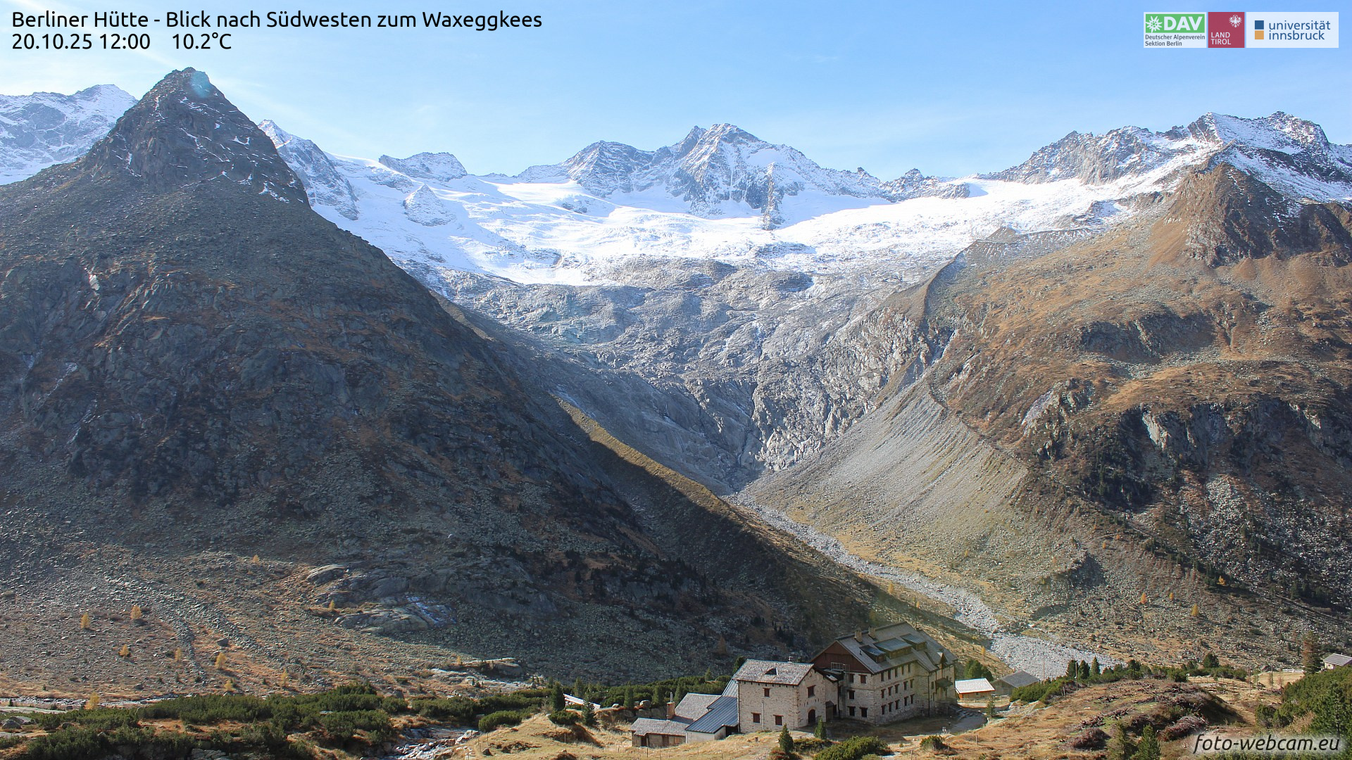 Bis vergangenen Donnerstag, 23.10. war eine zusammenhängende Schneedecke meist nur im vergletscherten Gelände oder an Schattenhängen oberhalb 2800m anzutreffen.