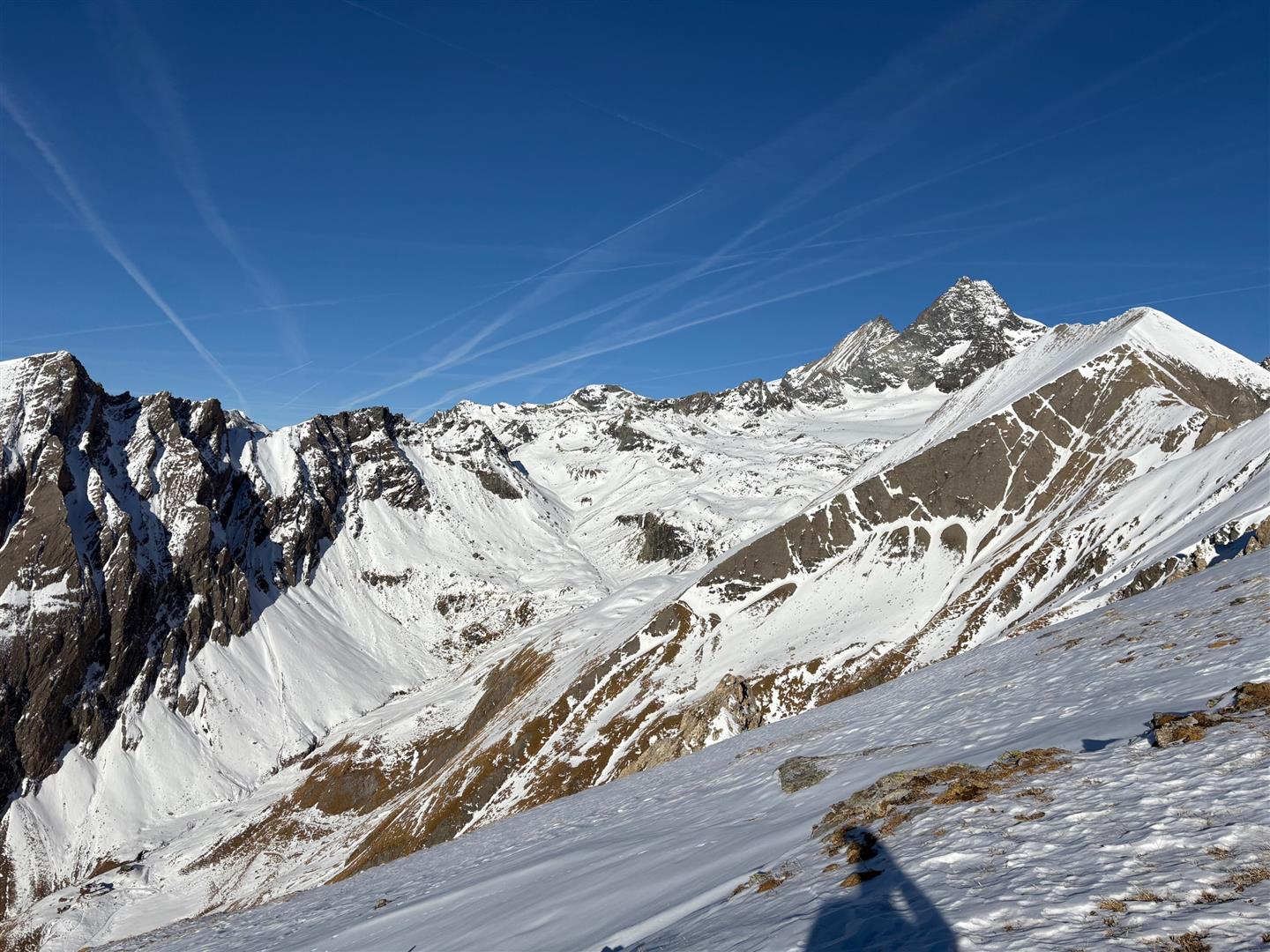 Ähnliche Situation im nördlichen Osttirol (© Anton Riepler, 27.12.2025)