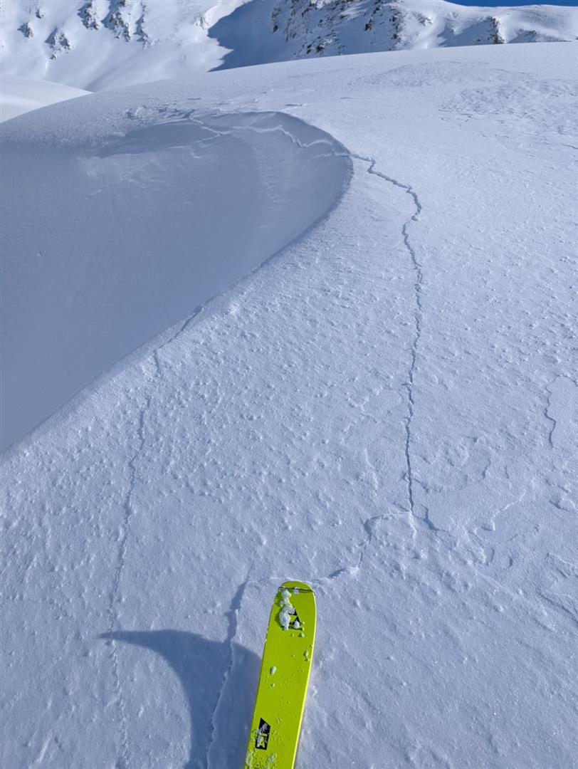 Rissbildung in der Grieskogelgruppe (© Lukas Ruetz, 11.01.2026)