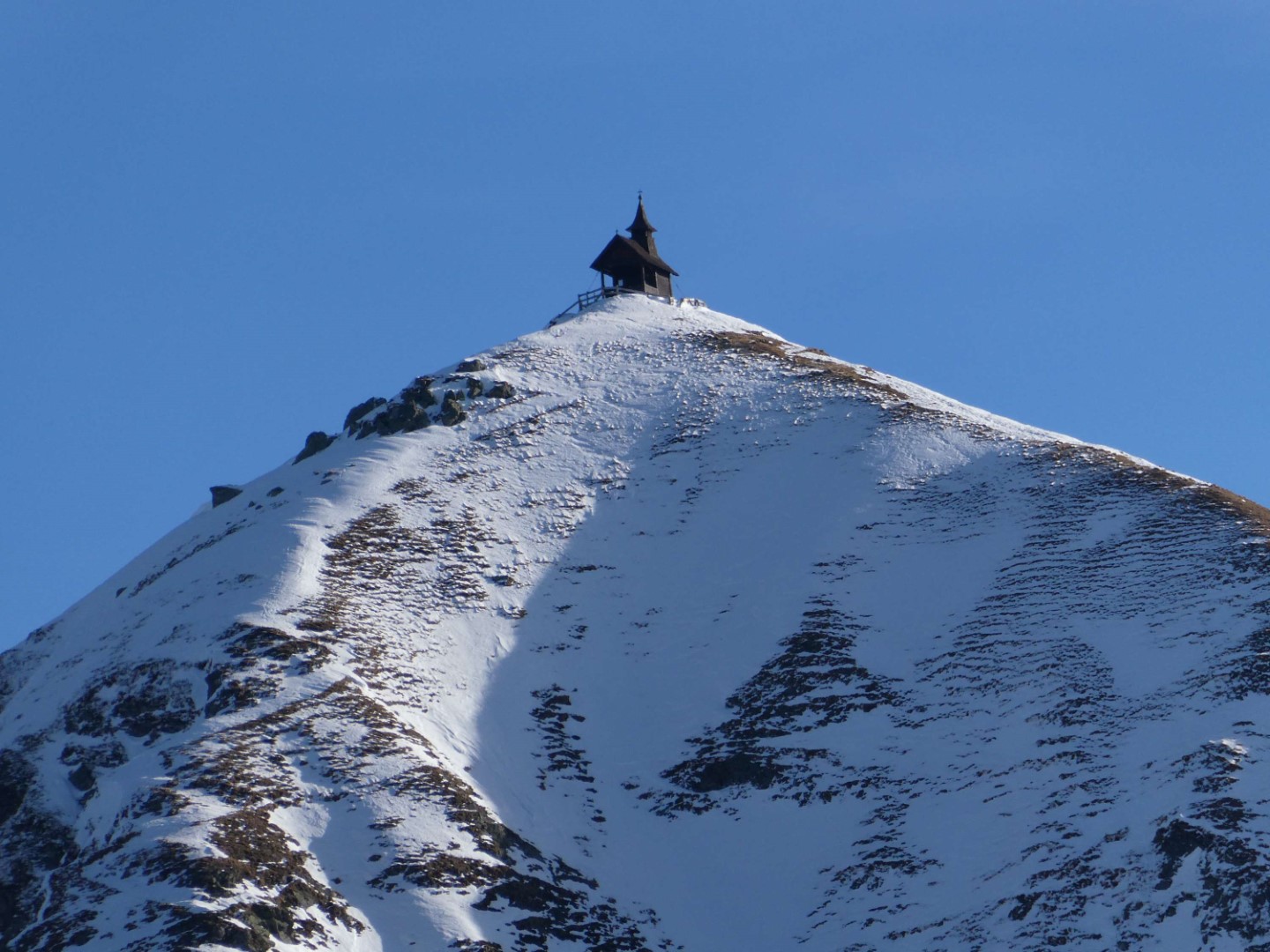 Ein ähnliches Bild am Kellerjoch in der Region Tuxer Alpen Ost. (© Barbara Fink, 17.01.2026)