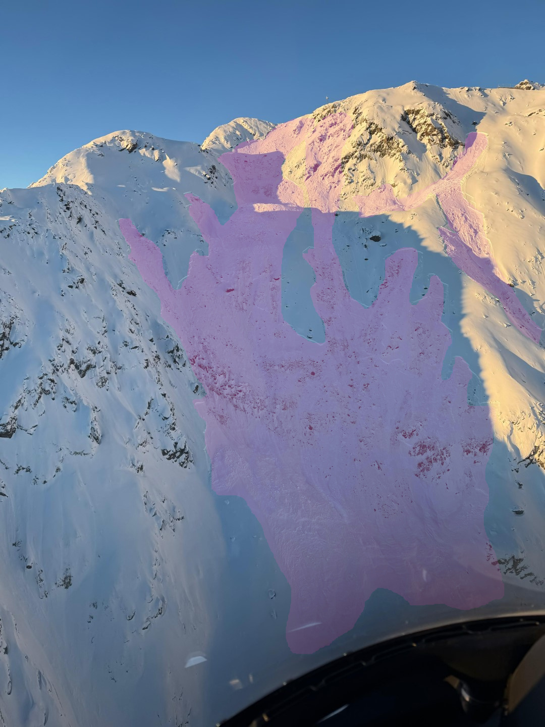 Nach den Niederschlägen vom 28.01. auf den 29.01. wurde uns in den neuschneereichen Regionen von sehr guten Sprengerfolgen berichtet, wie hier am Gaislachkogel in der Weißkugelgruppe (© Tobias Holzknecht, 30.01.2026)