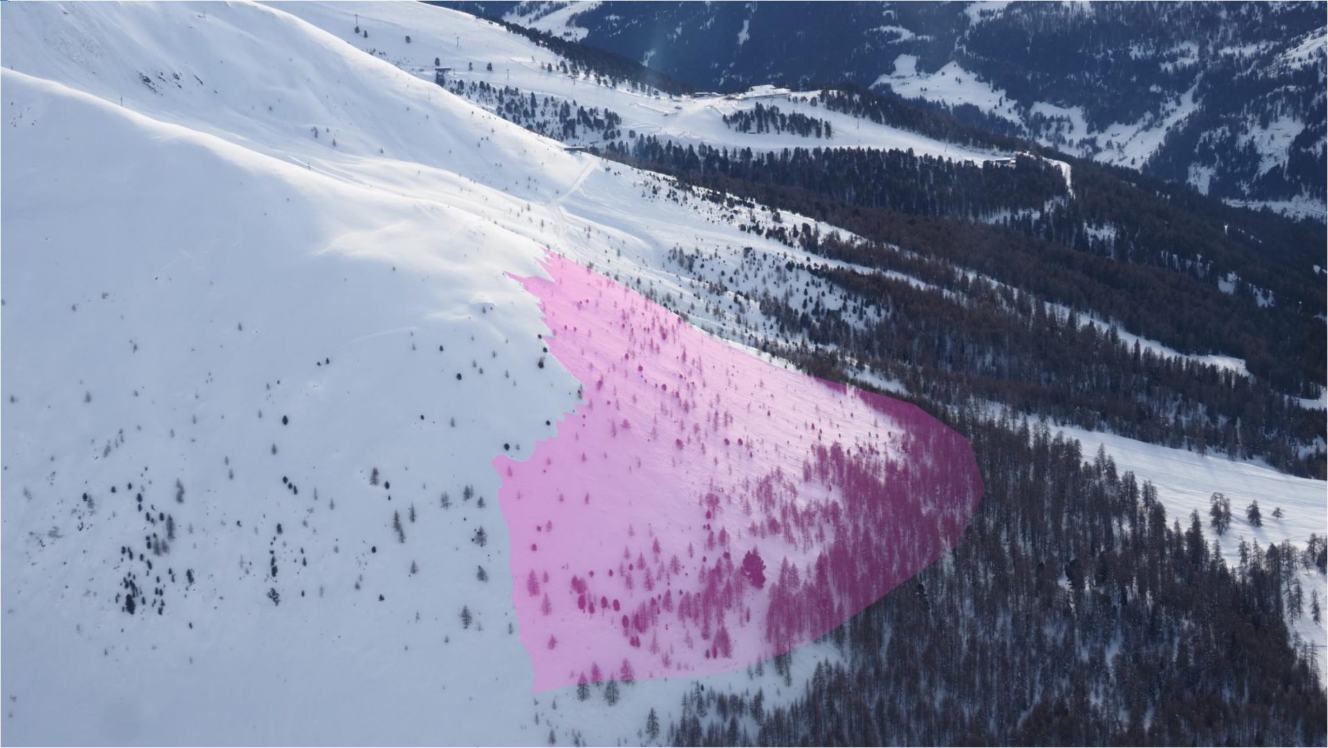 洋楽 Avalanche / Scratching at the surface Avalanche caught on video outside Lake Louise ski area