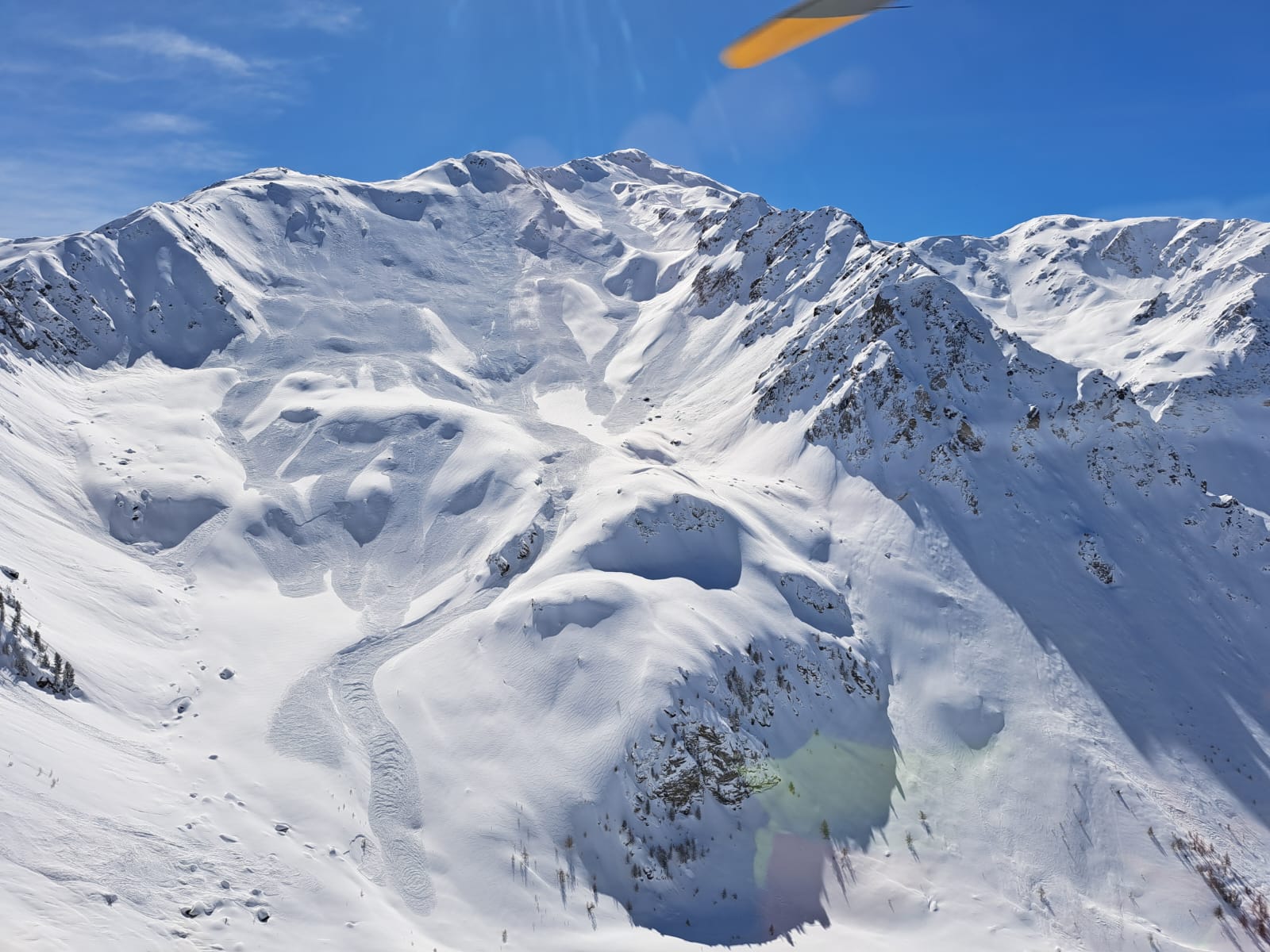 La più grande attività valanghiva di questa stagione invernale: molte valanghe e quattro incidenti da valanga