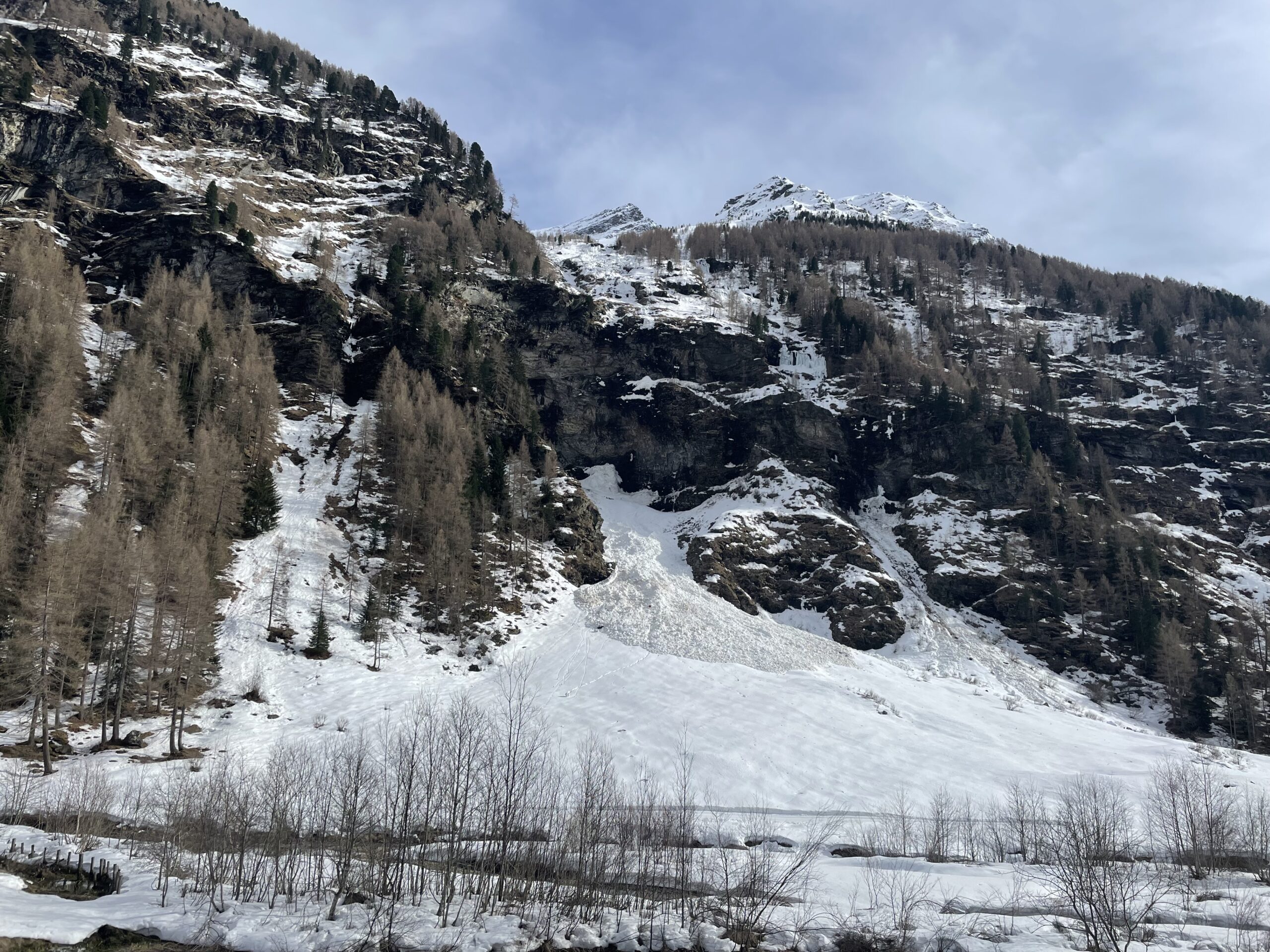 Netto aumento del pericolo di valanghe di neve bagnata