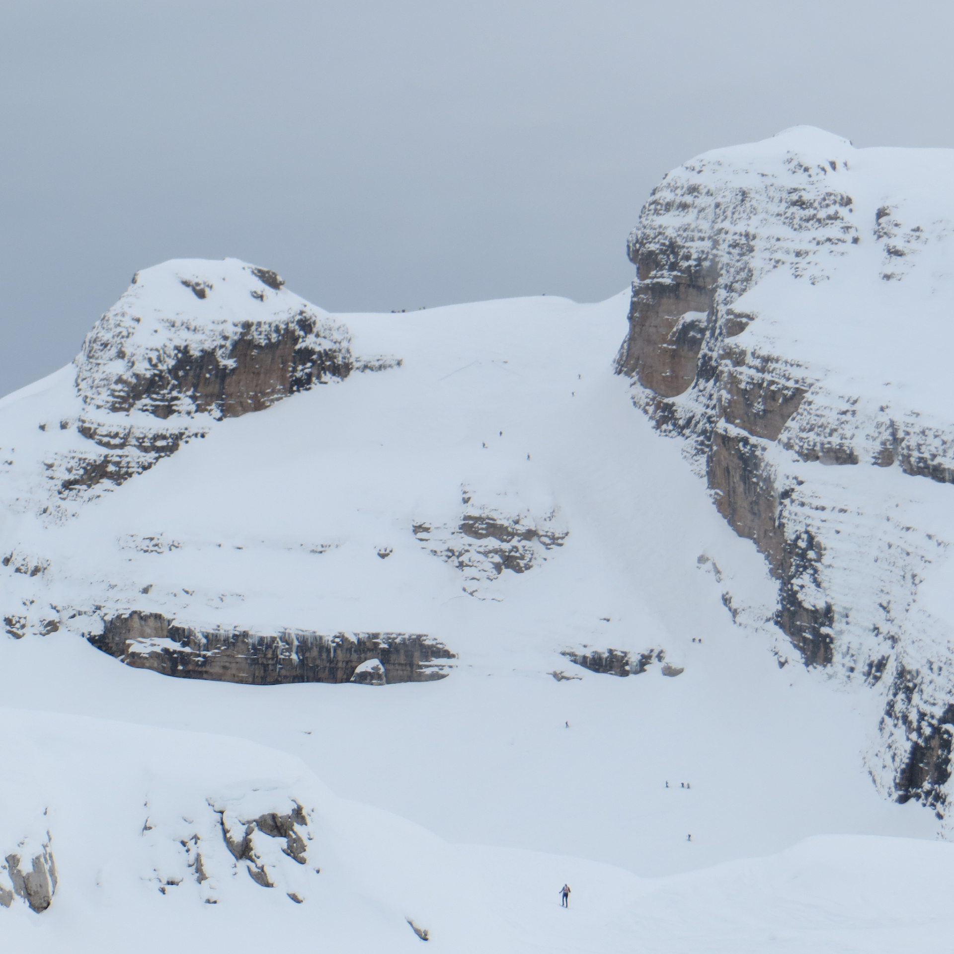 Valanga a lastroni domenica 2 dicembre ore 13:30 cima Grostè_gruppo di Brenta